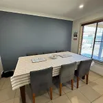 Comfy And Relaxing Stay - Rest Easy Mudgee Cottage