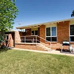 8Th Tee - Retro Vibes Peacefully Tucked Away