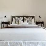 Airdrie - Storybook Country Cottage Charm