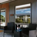 Holiday home Luxury Retreats - Group Getaway Near Wineries *