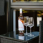 Luxury Retreats - Group Getaway Near Wineries * Mudgee