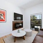 Luxury Retreats - Group Getaway Near Wineries * Mudgee