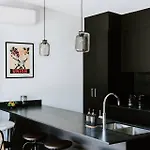 Luxury Retreats - Group Getaway Near Wineries Mudgee