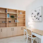 The Farm - Refined Country Retreat Near Town Centre