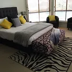 Macquarie Lodge