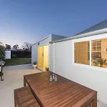 Gladstone Cottage