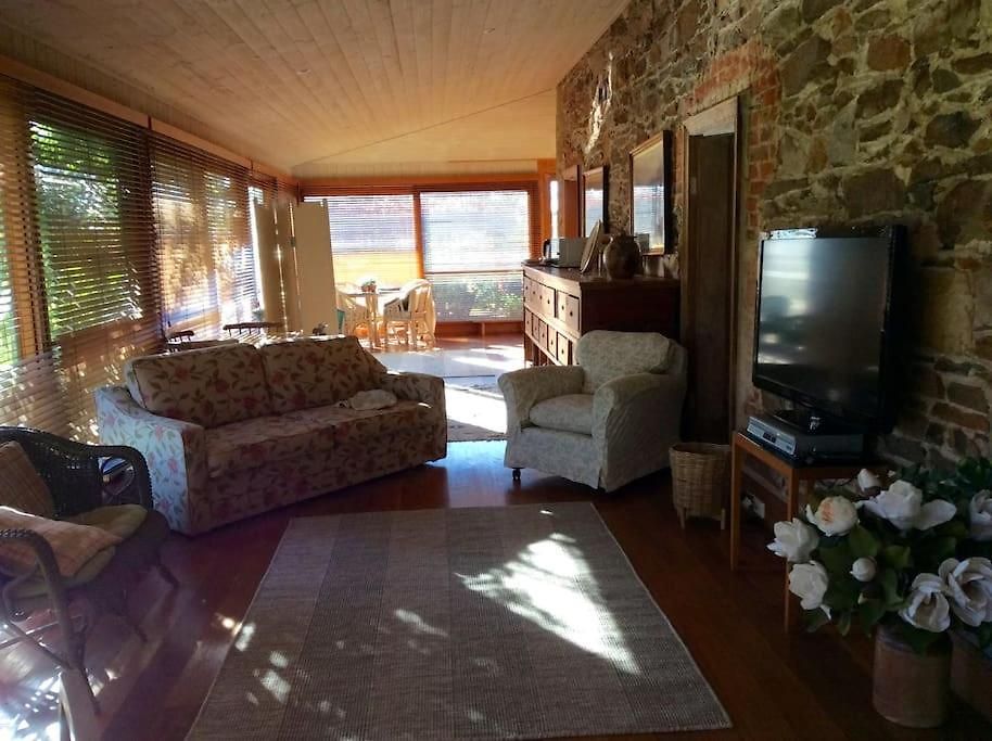 Holiday home The Coach House On River And Park *