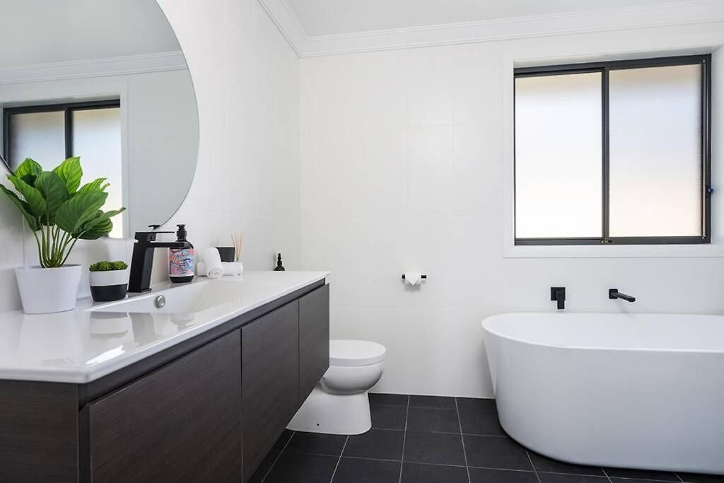 'campanile House' The Ultimate Adventure * Mudgee