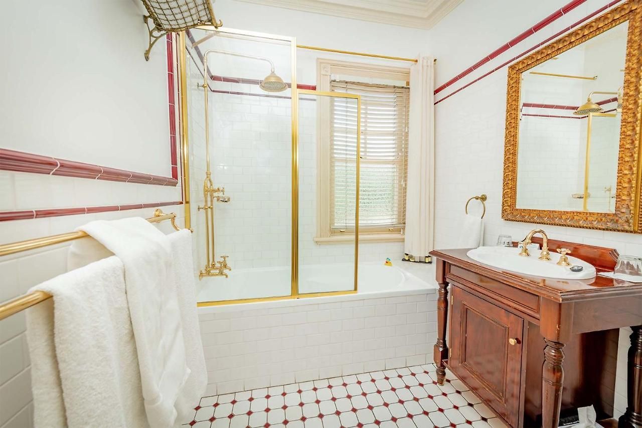 Hotel Cobb & Co Court Boutique