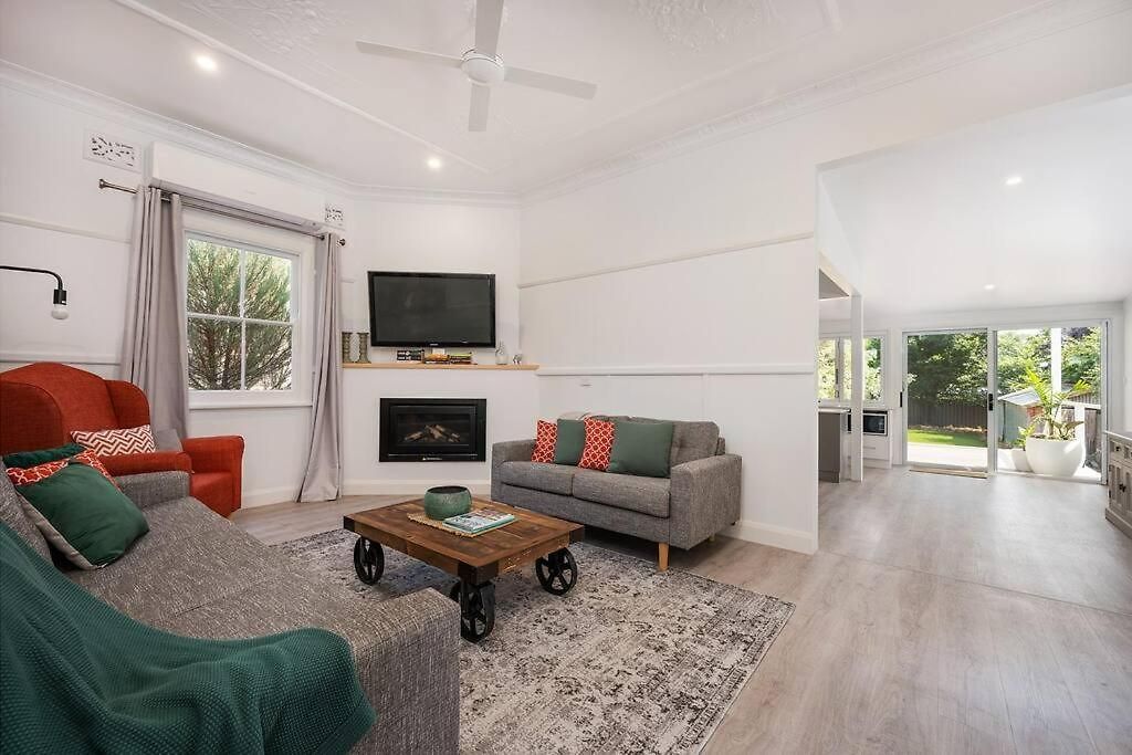 Sunny Federation Charm In At Bunbinya Holiday home