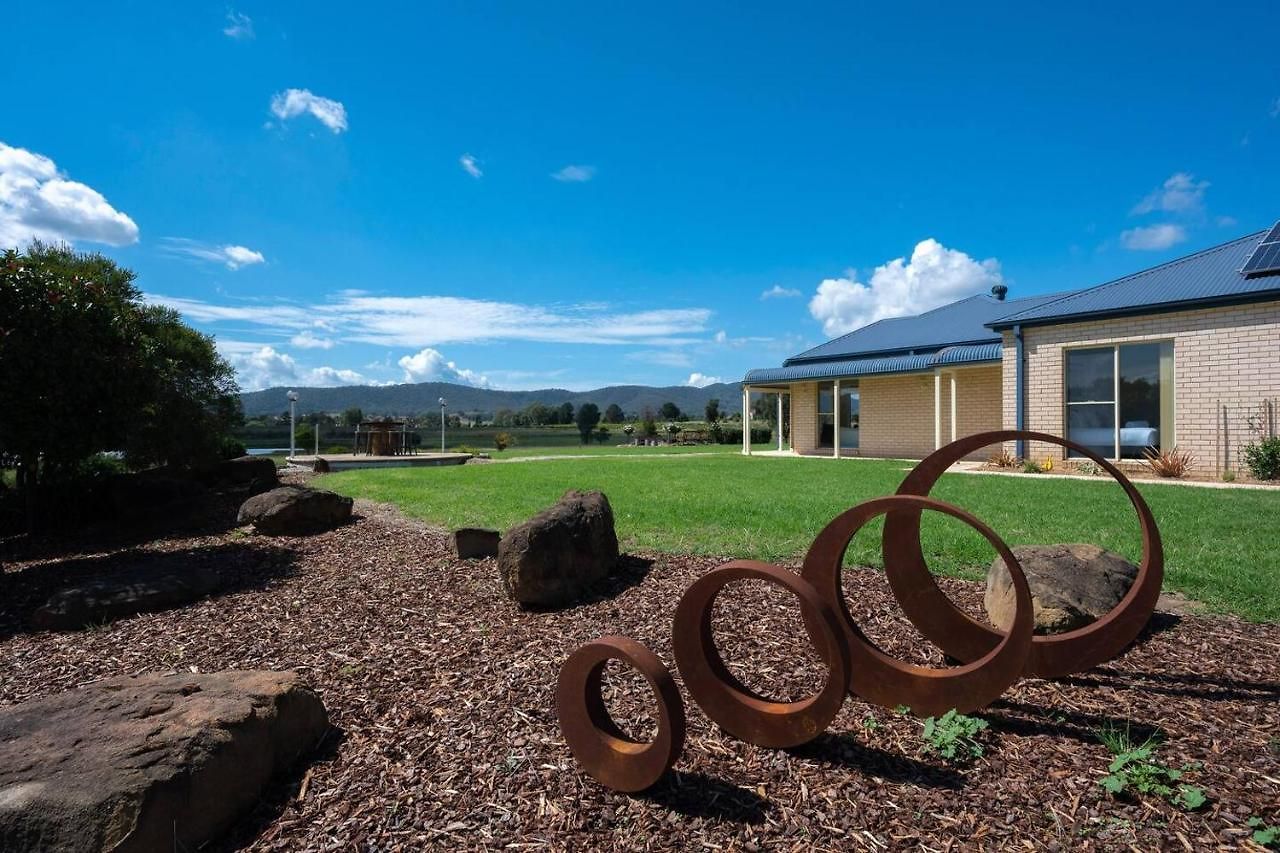 Holiday home 'orana Grove' Reset At A Vineyard Getaway *
