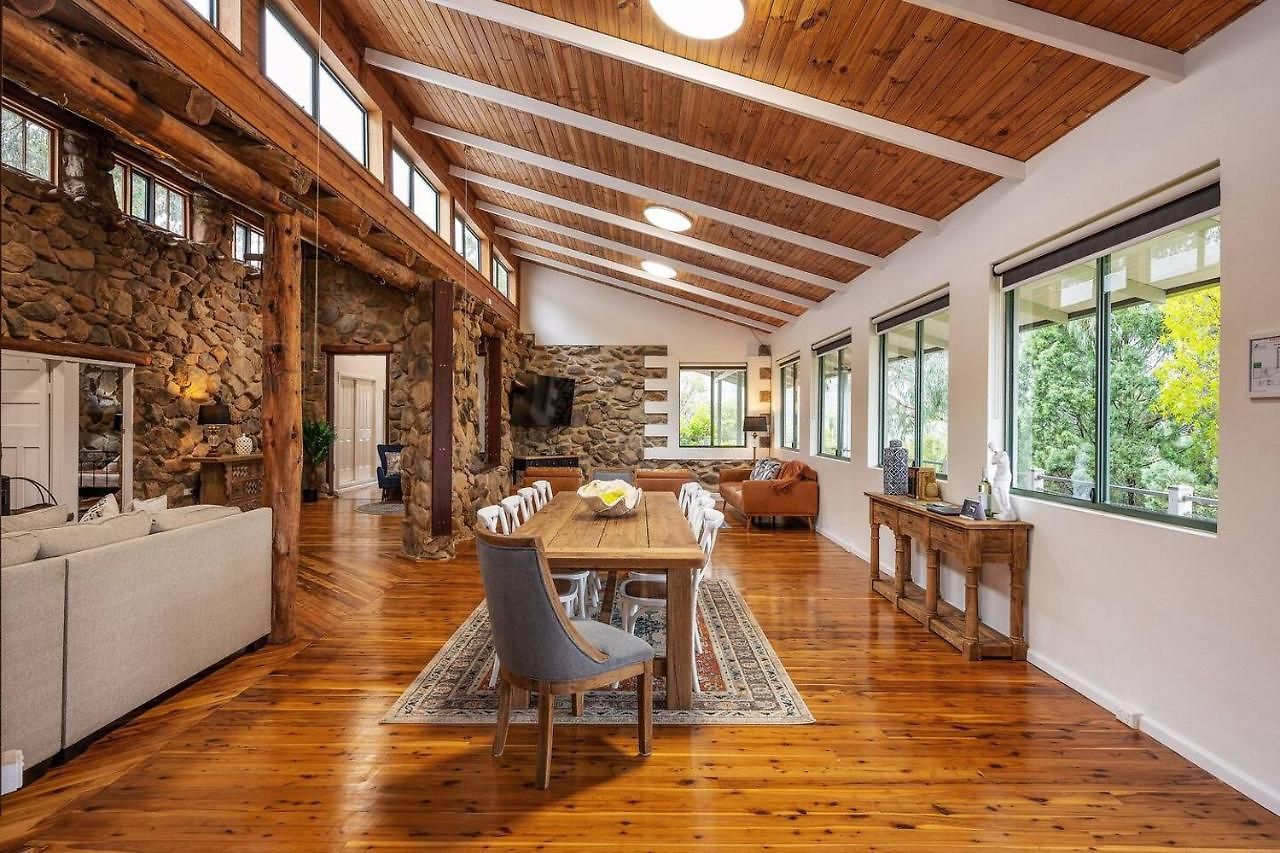 Holiday home The Riverstone Luxury Eco In The Hills *