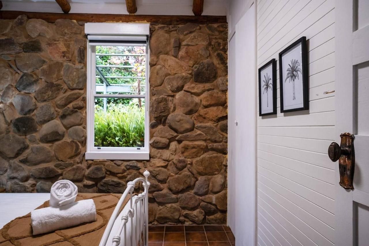 Holiday home The Riverstone Luxury Eco In The Hills