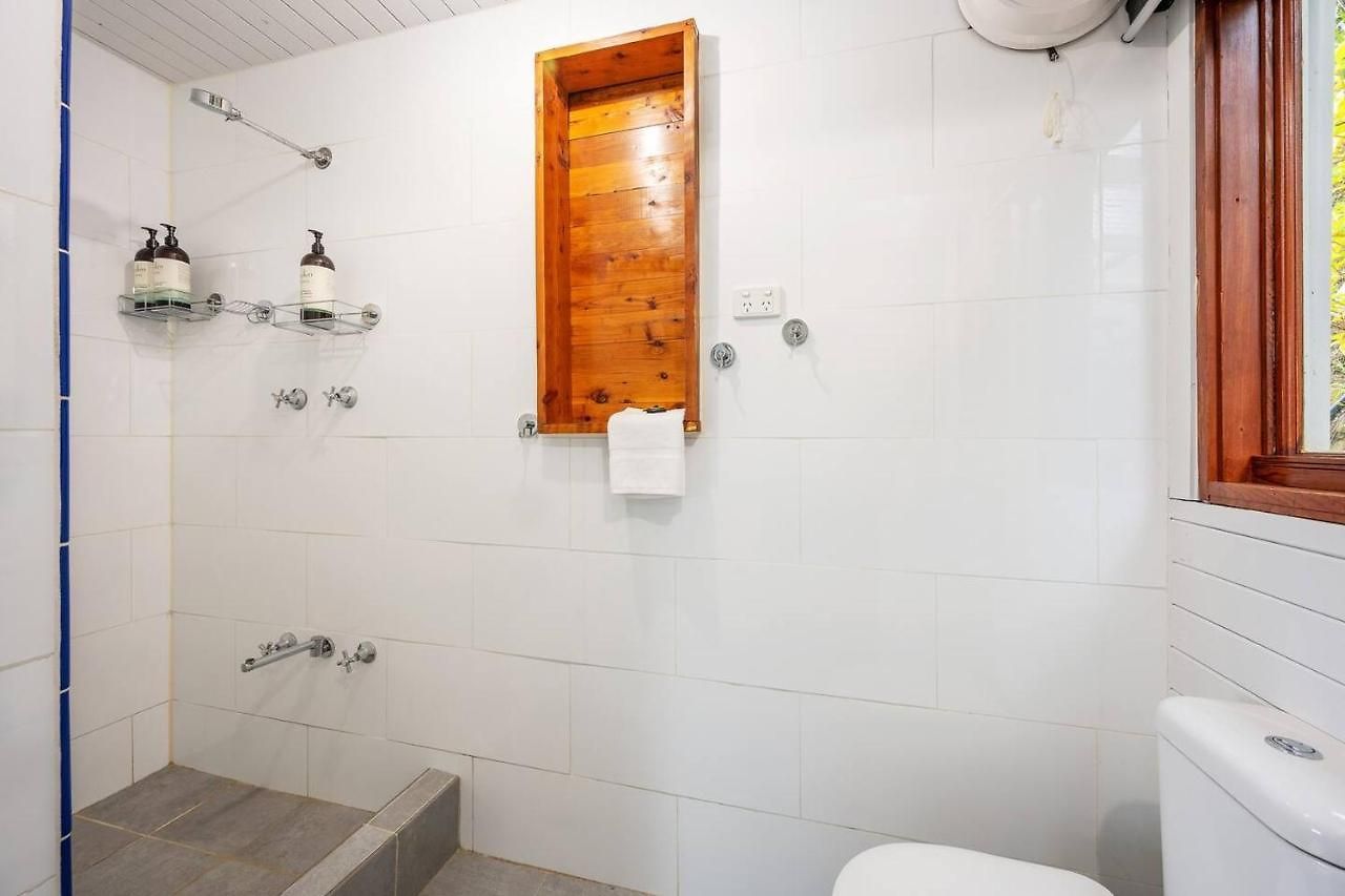 Holiday home The Riverstone Luxury Eco In The Hills