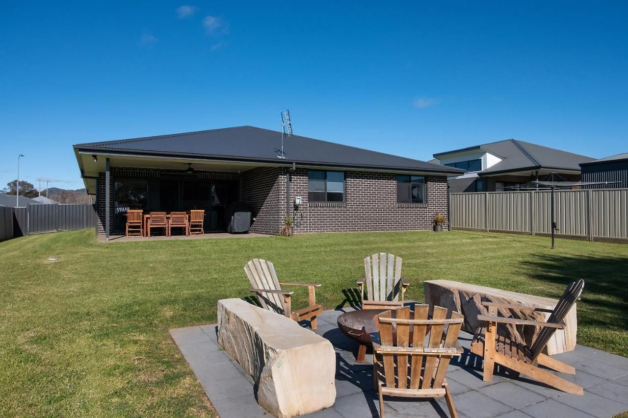 'campanile House' The Ultimate Adventure Holiday home