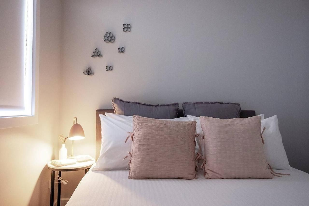Holiday home 'huxley House' An Elegant Retreat With Backyard Mudgee