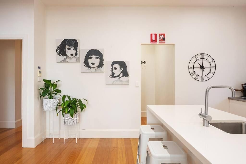'micah House' A Art Deco Hideaway *