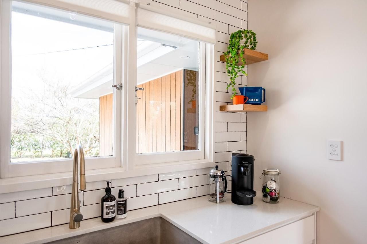 'mudgee Burrow' A Stylish Family * Mudgee