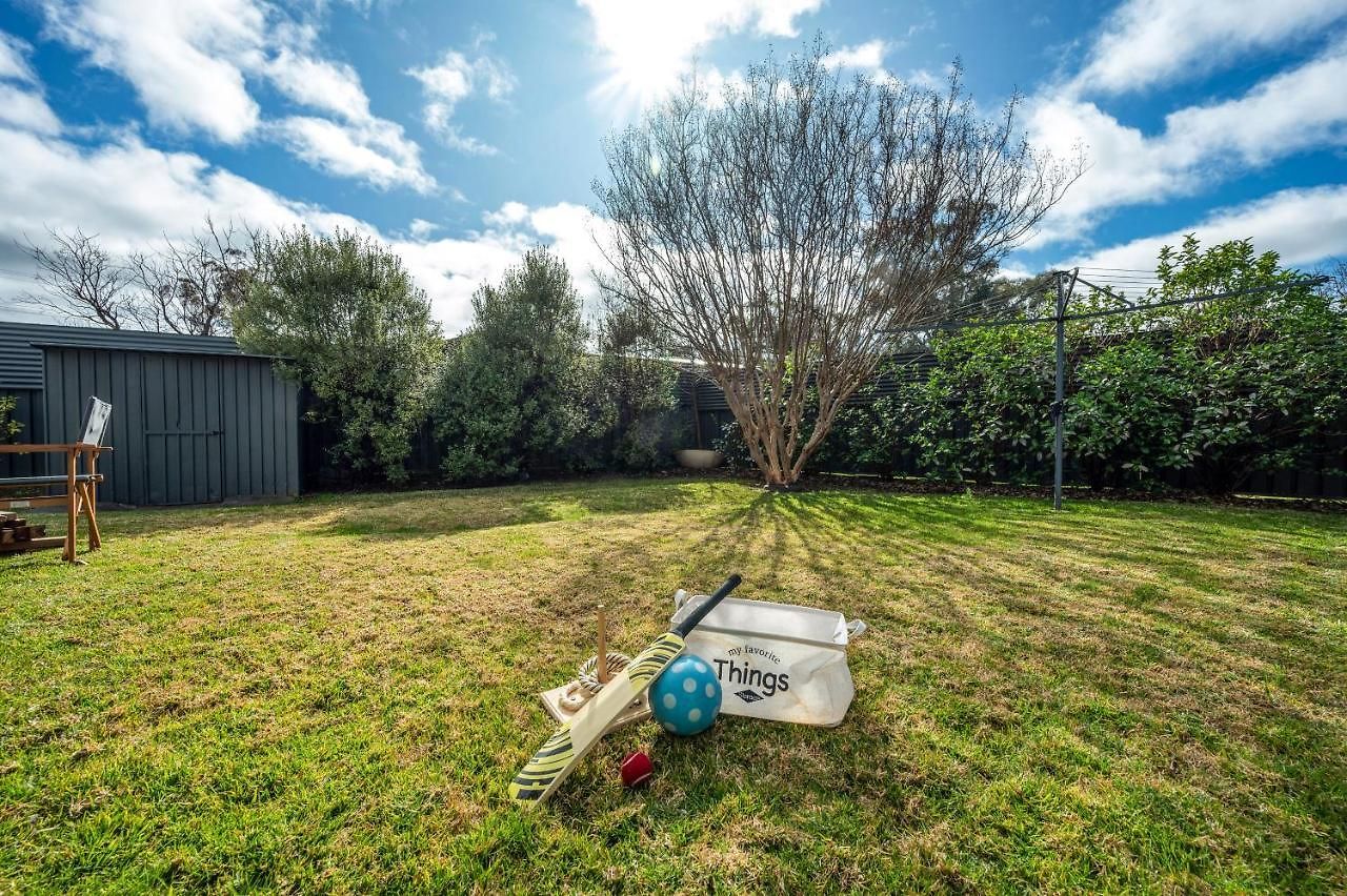 'mudgee Burrow' A Stylish Family Holiday home Mudgee