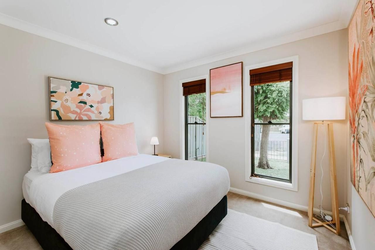 Holiday home Gladstone Blush - Premium Comfort In Mudgee's Heart