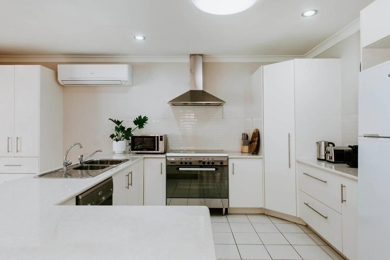 Gladstone Blush - Premium Comfort In Mudgee's Heart Holiday home *