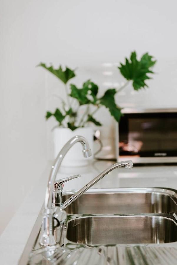 Gladstone Blush - Premium Comfort In Mudgee's Heart Holiday home
