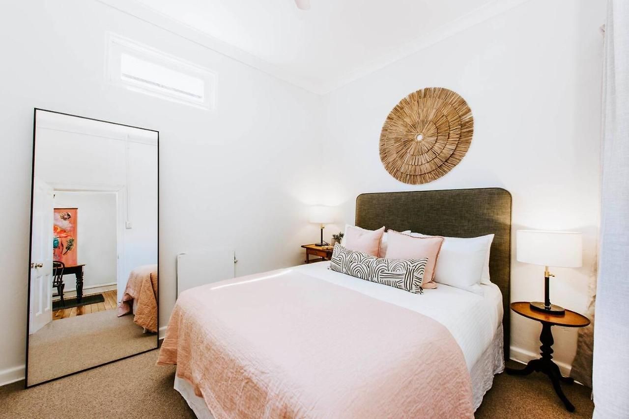Holiday home Riddell - A Federation Hideaway In Town