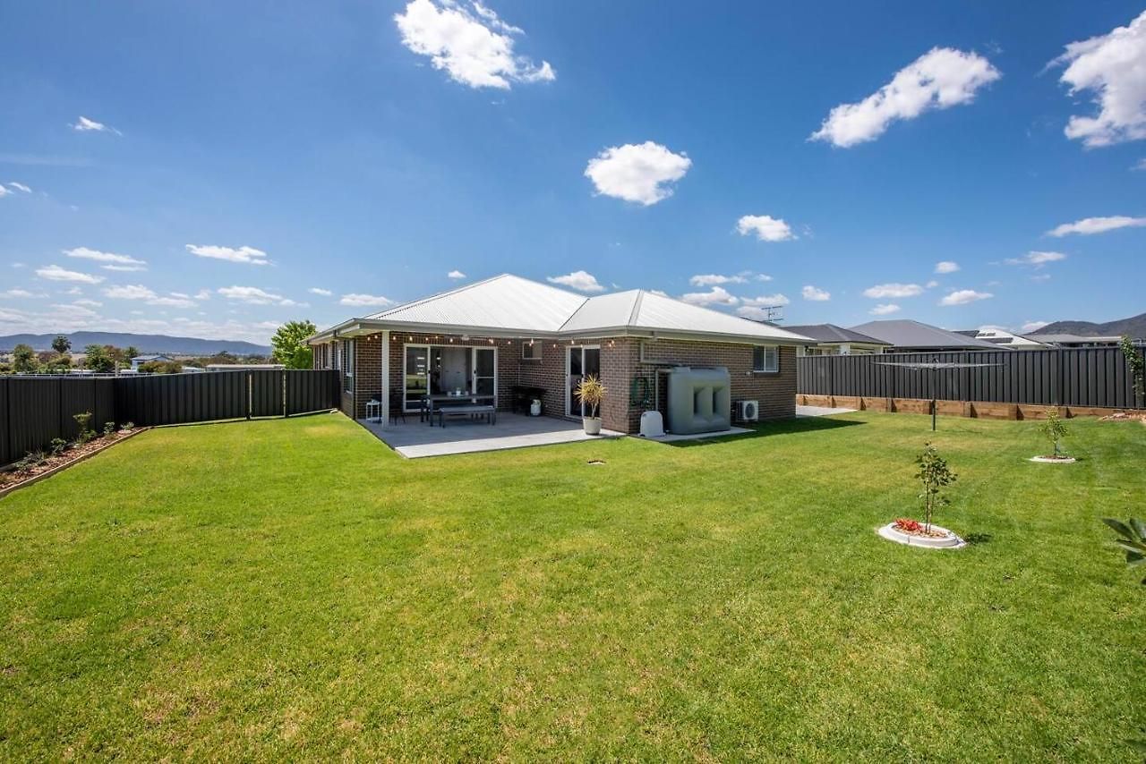 Helvetia - Modern Comfort Meets Country Convenience Mudgee