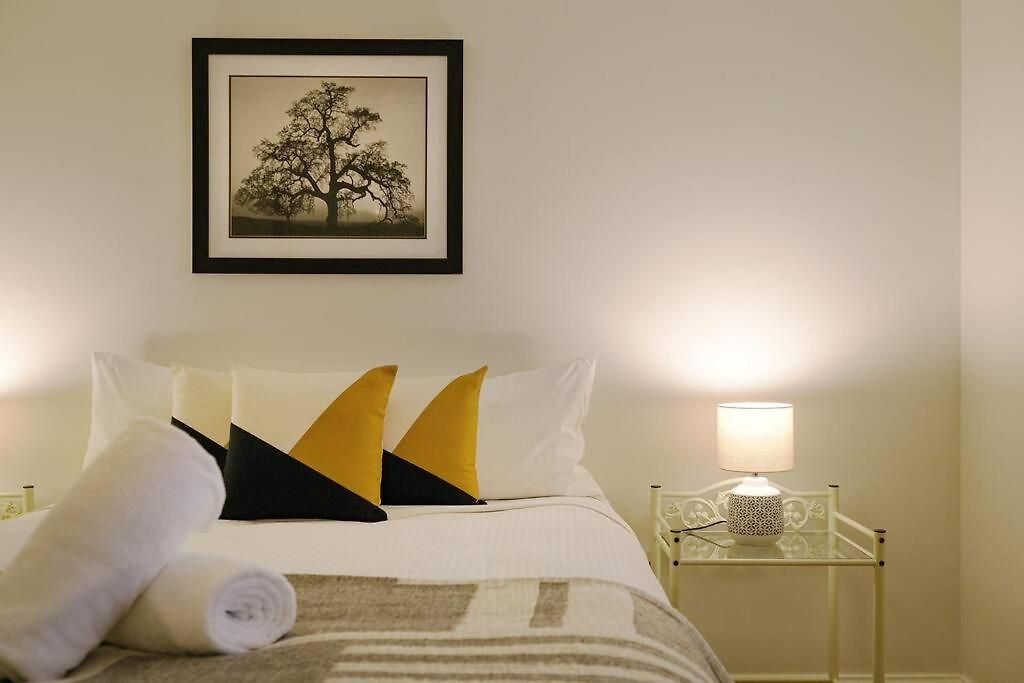'vineyard Cottage' A Golden Escape Among The Vines Mudgee