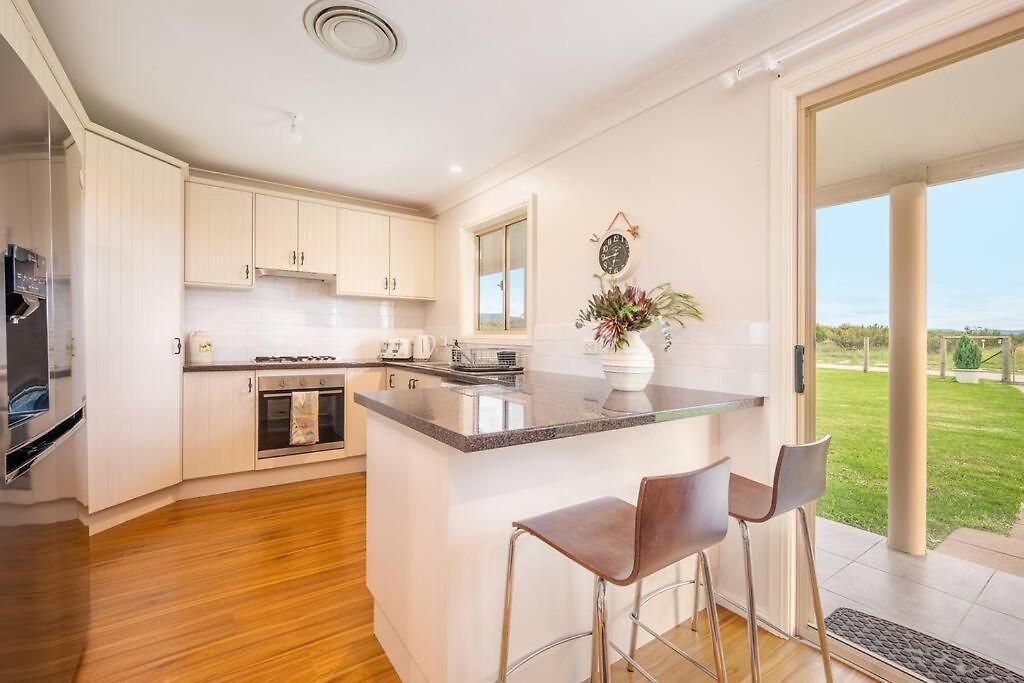 Holiday home 'vineyard Cottage' A Golden Escape Among The Vines Mudgee