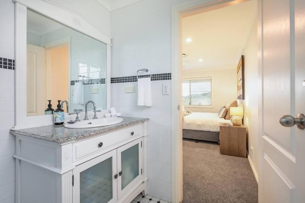 'vineyard Cottage' A Golden Escape Among The Vines * Mudgee