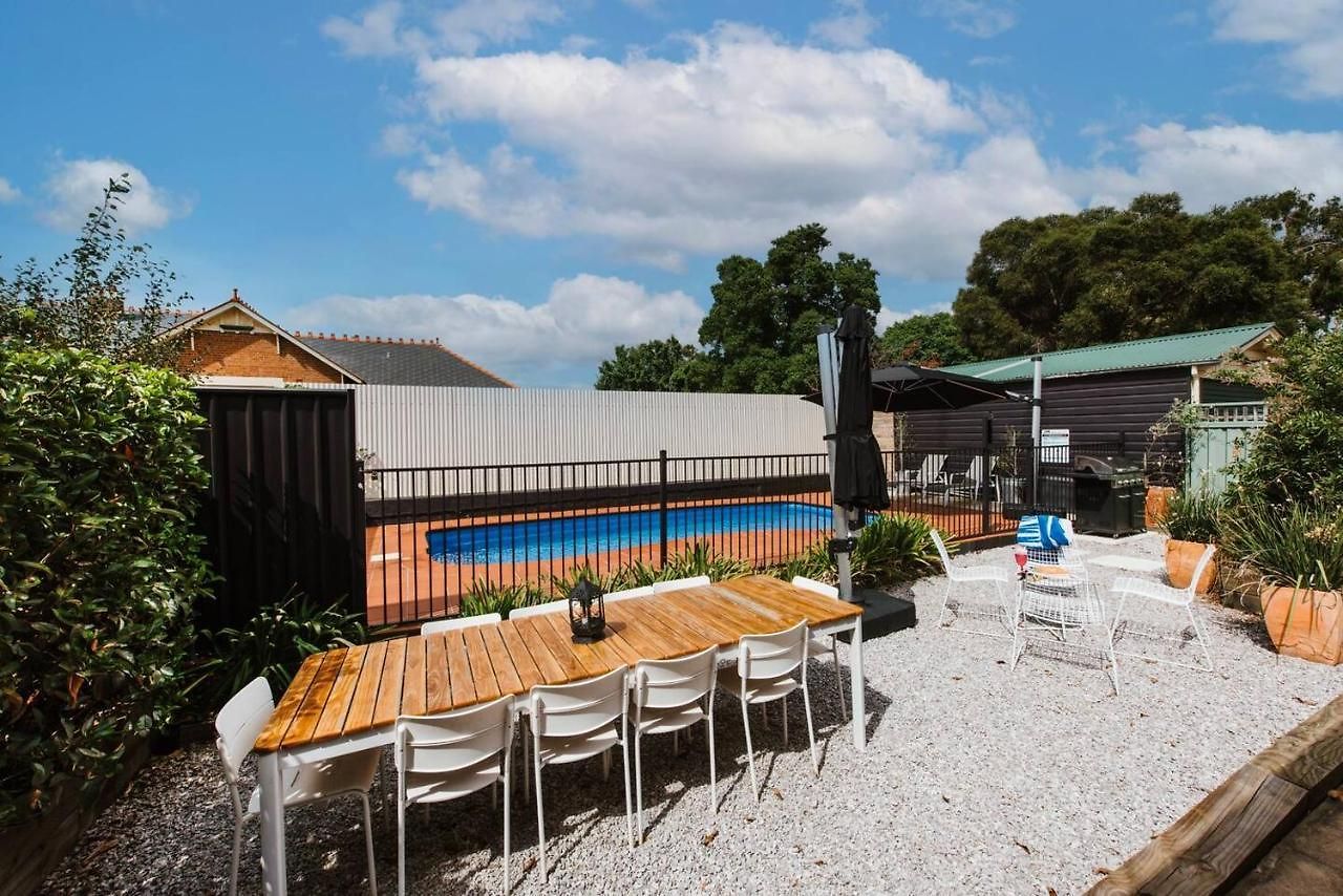 Mortimer - A Pool Oasis In Heart Of Mudgee