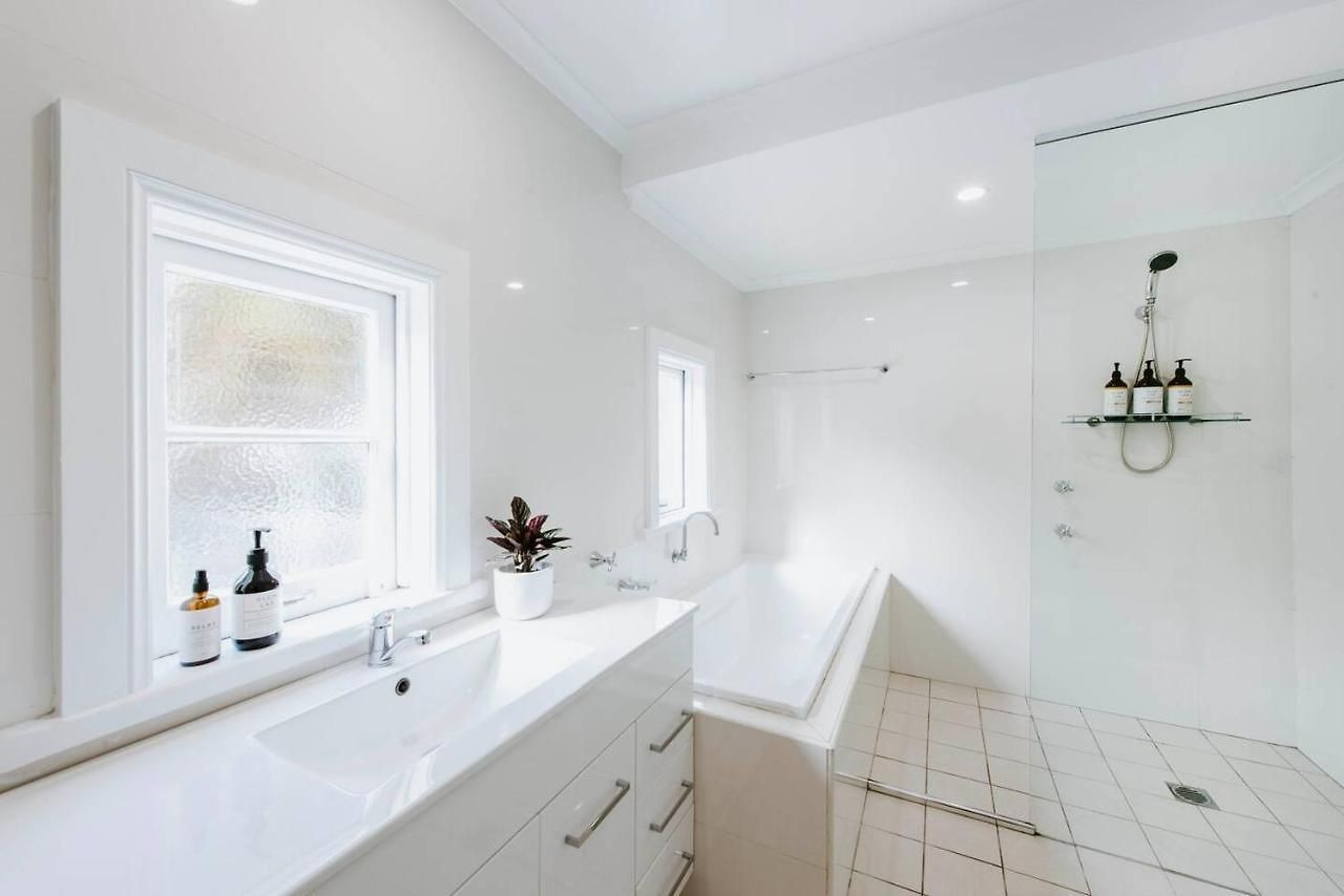 Yarranvale On Gladstone - A Gorgeous Country Abode Holiday home Mudgee