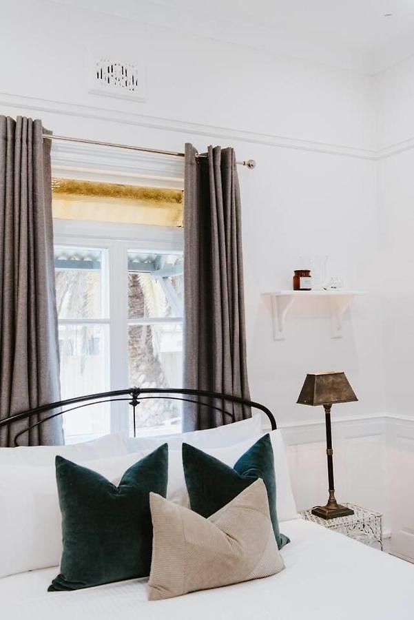 Holiday home Yarranvale On Gladstone - A Gorgeous Country Abode *