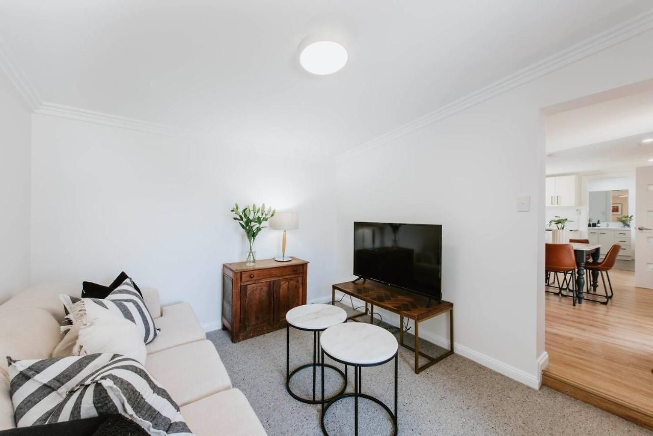 'the Gladstone' An Expansive Outdoor Oasis In Town Holiday home Mudgee
