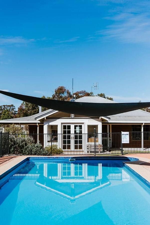 'wilpine' Poolside Country Luxury Near Town Holiday home Mudgee