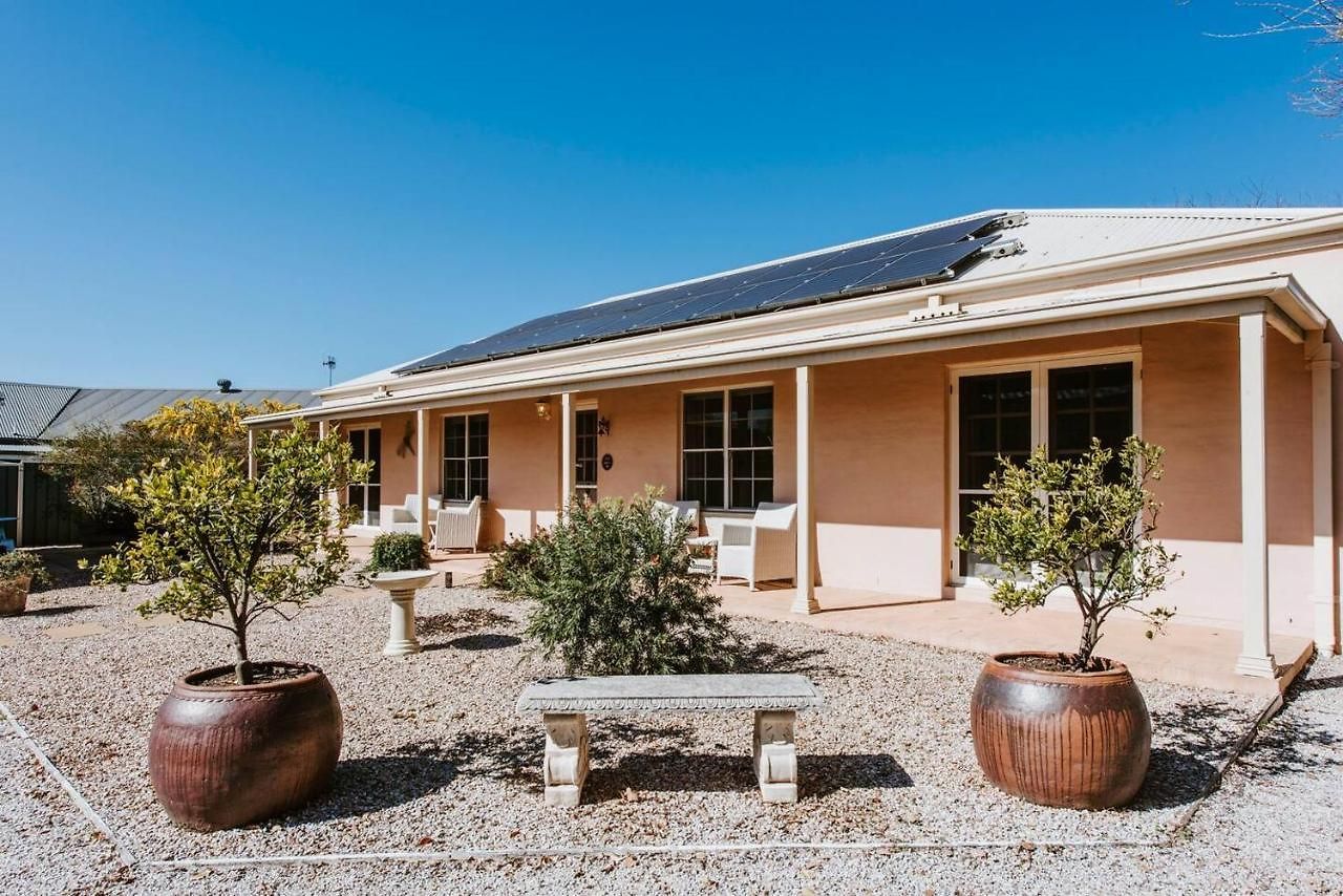 'pebble Lane Cottage' A Charming * Mudgee