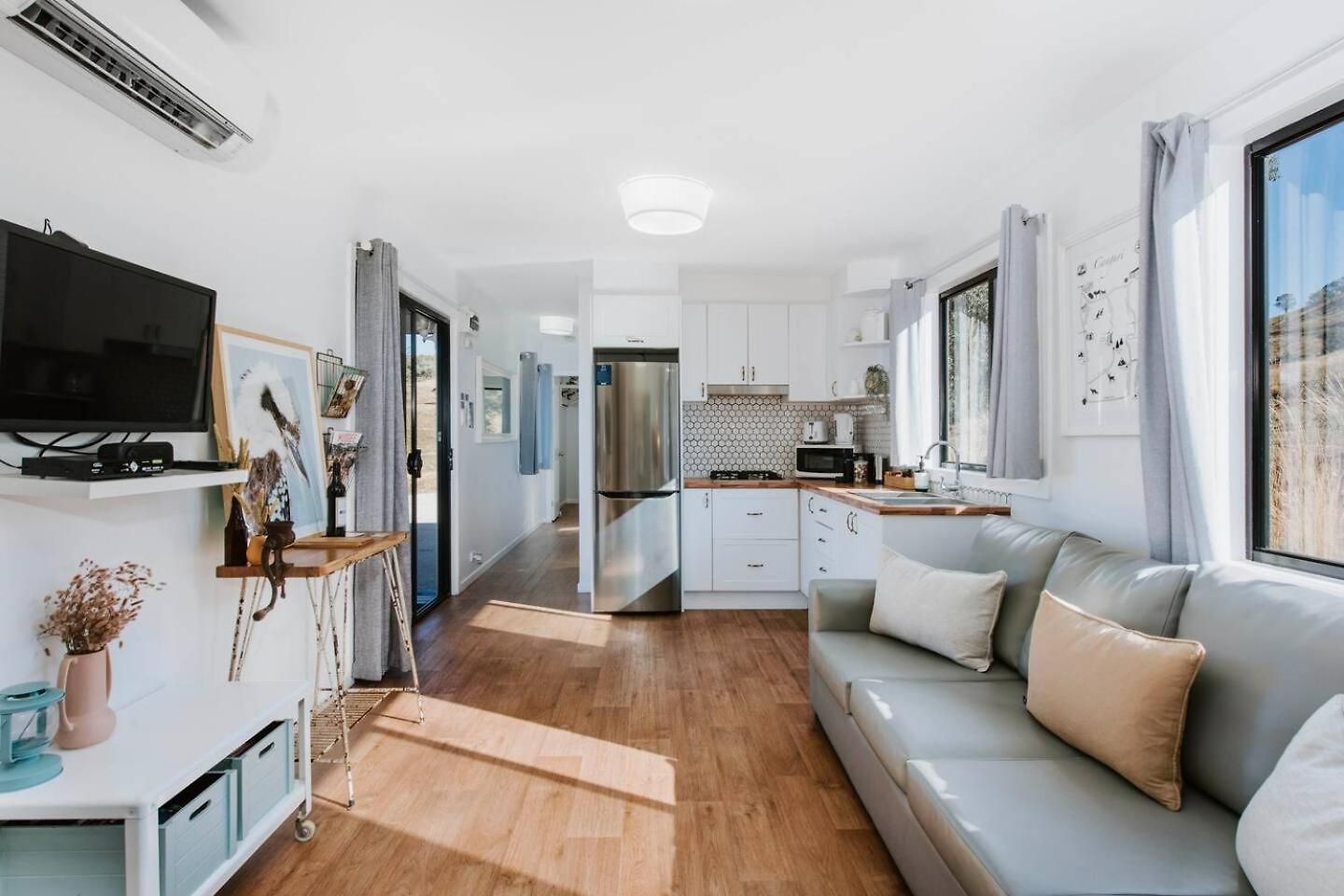 Canguri Boutique - A Memorable Near Holiday home