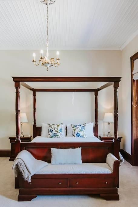 Holiday home Cawarra On The Park - Historic Grandeur Mudgee
