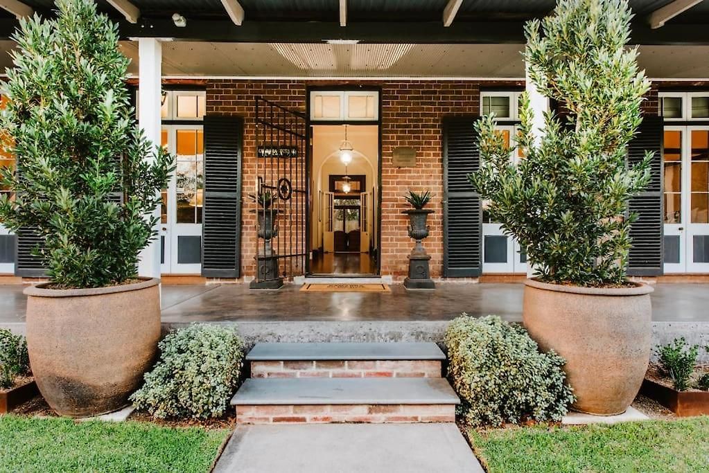 Cawarra On The Park - Historic Grandeur Holiday home