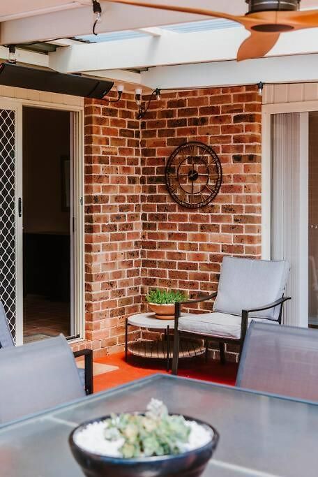 Macquarie Manor - Experience Grand Country Living Holiday home