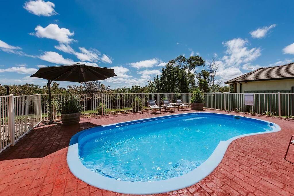 Macquarie Manor - Experience Grand Country Living * Mudgee