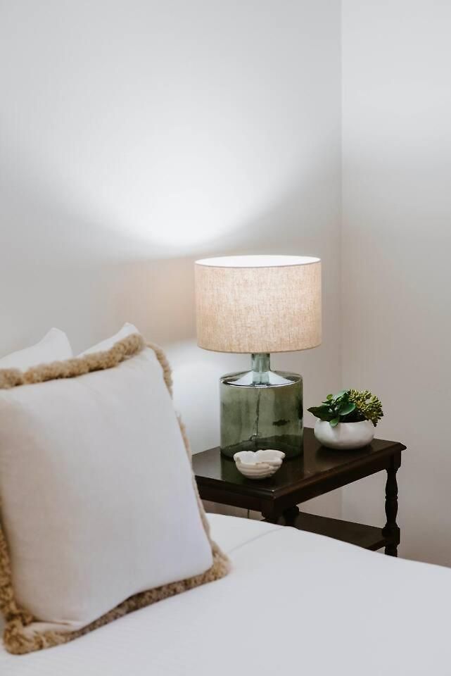 'haylock' Luxe Country Charm In Mudgee's Centre *