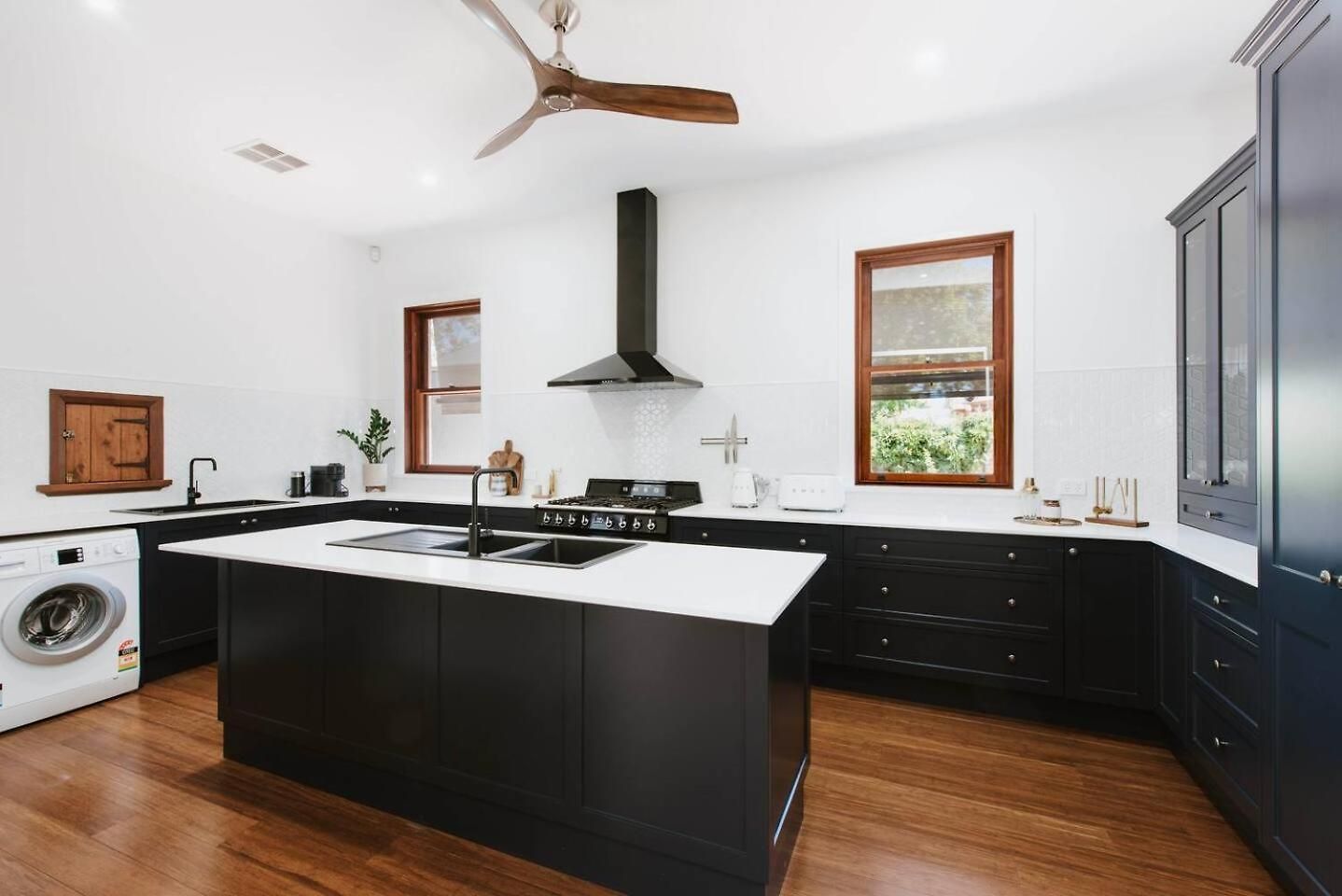 'haylock' Luxe Country Charm In Mudgee's Centre Mudgee