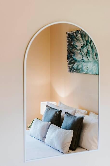 Macquarie Manor - Experience Grand Country Living *