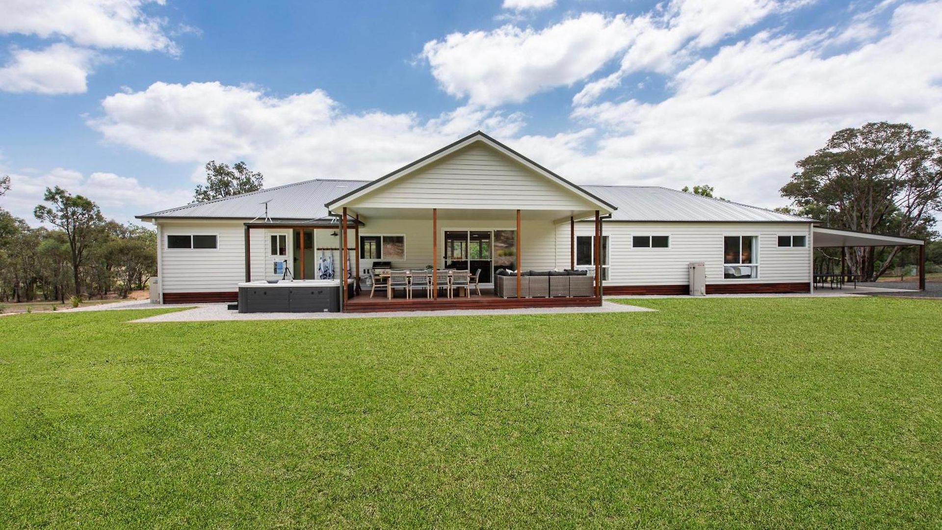 Lazy Frog Country Luxury Holiday home Mudgee