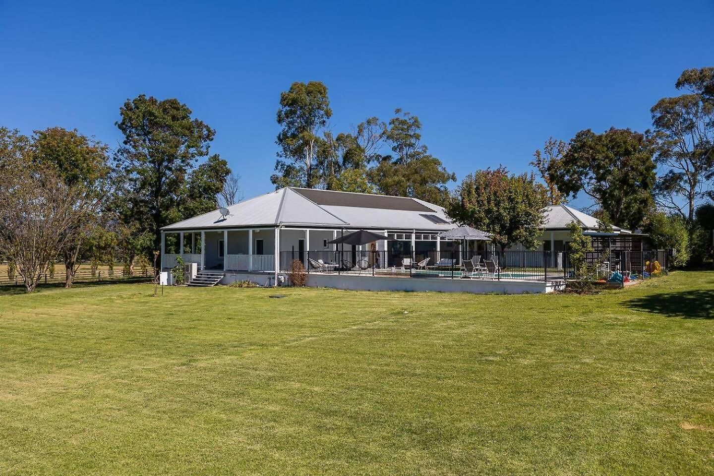 'bonnie View' A Magnificently Luxurious Retreat Holiday home