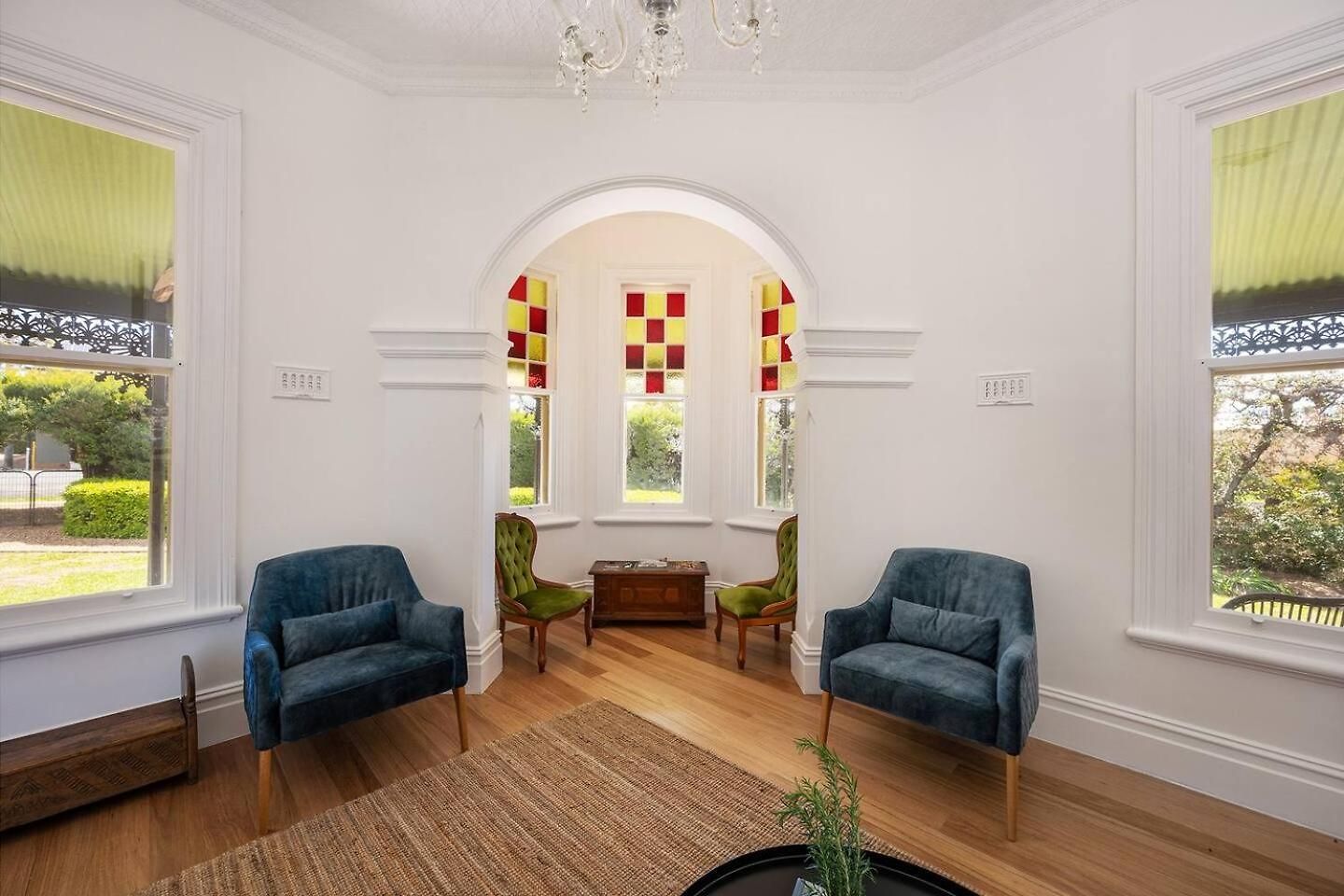 Luxury At Lauralla - An Elegant Victorian Escape Holiday home *