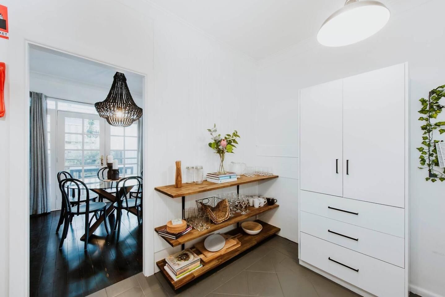 Charlie's Stylish Family-friendly In Downtown Mudgee