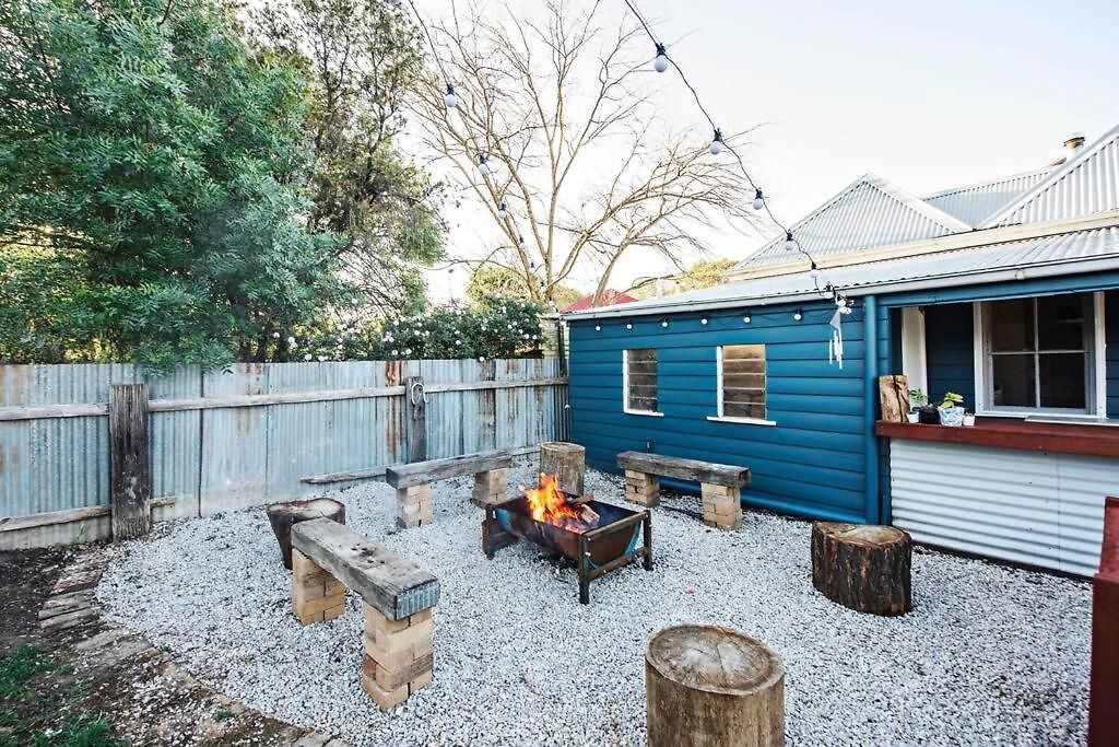 Holiday home The Orange Door -a Spacious In Town Mudgee